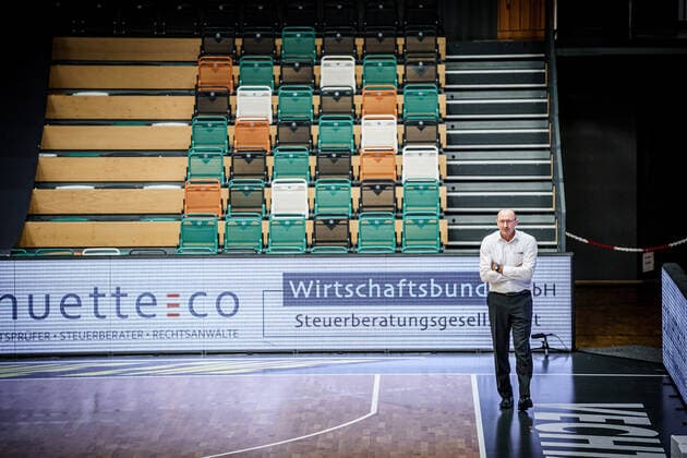 easyCredit BBL 10 Matchday Rasta Vechta EWE Baskets Basketball Oldenburg 30 12 2020 Season 2020 2021 easyCredit BBL 10 Matchday Rasta Vechta EWE Baskets Head Coach, Mladen DrijenÄiÄ‡, EWE Baskets Oldenburg editorial use only commercial use only by arrangement with the photographer Vechta Germany