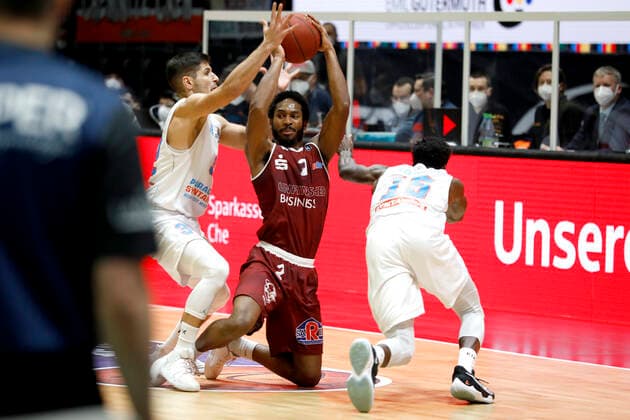 30 12 2020, easyCredit Basketball Bundesliga, BBL, season 2020 2021, men, Chemnitz Niners Syntainics MBC Terrell Harris, Niners Chemnitz Chemnitz Fair Chemnitz Saxony Germany