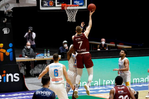 30 12 2020, easyCredit Basketball Bundesliga, BBL, season 2020 2021, men, Chemnitz Niners Syntainics MBC Jonas Richter, Niners Chemnitz Chemnitz Fair Chemnitz Saxony Germany