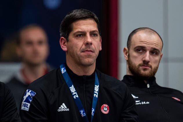 23 12 2020 Handball, 2020 2021, 2 Bundesliga, 14 Matchday, TuS N Lübbecke TV Emsdetten L R Rolf Hermann sporting director Lübbecke , Bogdan Andre Criciotoiu Lübbecke Lübbecke Nordrhein Westfalen Germany Merkur Arena