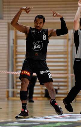 02 01 2021 Basketball Saison 2020 2021 2 Bundesliga Pro A 07 Spieltag Kirchheim Knights Nürnberg Falcons Basketball Club NBC Kyle Mitchel Leufroy 8, Kirchheim Knights Jubilation Joy After Three Point Throw