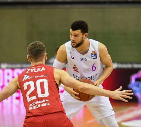 Ferdinand Zylka, Luke Nelson 11 matchday, Basketball Bundesliga, Basketball season 2020 2021, Germany, easyCredit BBL, frankfurt, Germany, Giessen 46ers, giessen red, men, Jobstairs GIESSEN 46ers BG Göttingen men, Göttingen white
