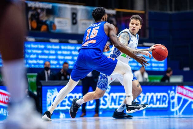 Basketball, BBL, Syntainics Mitteldeutscher BC - Fraport Skyliners Frankfurt