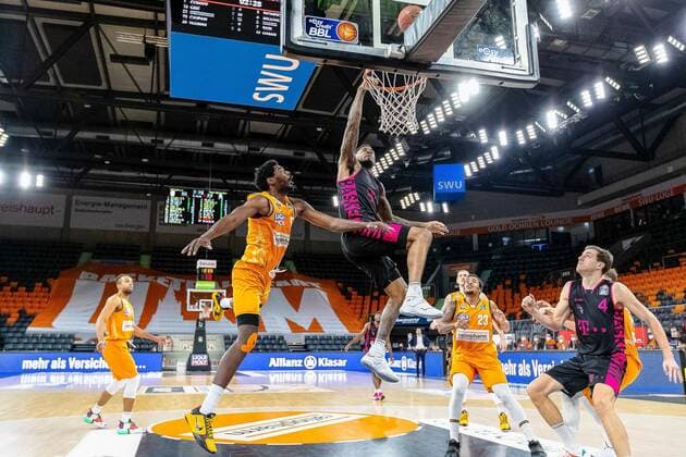 Chris Babb Telekom Baskets Bonn 07 GER, Ratiopharm Ulm vs Telekom Baskets Bonn, easycredit 1 Bundesliga Basketball, 11 matchday, season 2020 21, 02 01 2021 Ratiopharm Ulm vs Telekom Baskets Bonn, Basketball New Ulm. Copyright: xEibner-Pressefotox EP_RBE