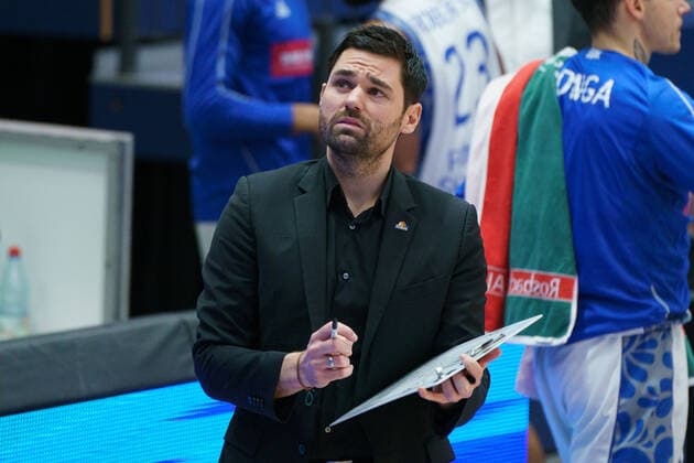 Basketball, Men, BBL, 11 Matchday, 02 01 2021, SYNTAINICS MBC Fraport Skyliners, Head Coach Sebastian Gleim Skyliners notes away win with 89 94 GER, BBL, Basketball, Men, SYNTAINICS MBC Fraport Skyliners, 02 01 2021, Weissenfels Copyright: xSchulz Eibner-Pressefotox ep_esz