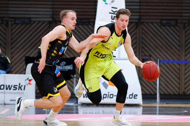11 Matchday of the easyCredit BBL Basketball Bundesliga at the Oberfrankenhalle in Bayreuth Season 2020 2021 Medi Bayreuth vs MHP RIESEN Ludwigsburg David Walker Medi Bayreuth23 right Lukas Herzog MHP RIESEN Ludwigsburg 11 left