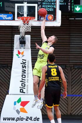 11 Matchday of the easyCredit BBL Basketball Bundesliga at Oberfrankenhalle in Bayreuth Season 2020 2021 Medi Bayreuth vs MHP RIESEN Ludwigsburg Osvaldas Olisevicius Medi Bayreuth 31 left Elias Harris MHP RIESEN Ludwigsburg 8 right