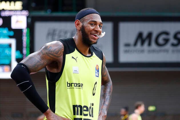 11 Matchday of the easyCredit BBL Basketball Bundesliga in the Oberfrankenhalle in Bayreuth Season 2020 2021 Medi Bayreuth vs MHP RIESEN Ludwigsburg Dererk Pardon Medi Bayreuth 0