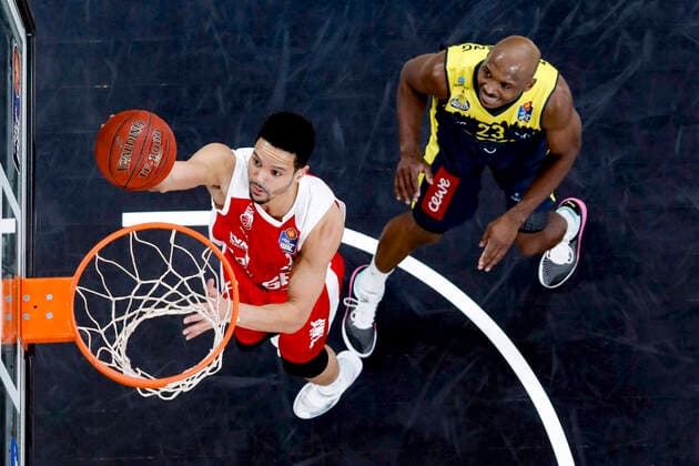 left Elias Baggette Brose Bamberg, 02 right 23 Brose Bamberg EWE Baskets Oldenburg easyCredit BBL Basketball Bundesliga Basketball season 2020 21 11 matchday, 03 01 2021 Bamberg, Brose Arena Copyright: DanielxLöb