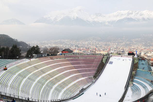 Ski jumping, Skispringen, Ski, nordisch - FIS WC Innsbruck INNSBRUCK,AUSTRIA,03.JAN.21 - NORDIC SKIING, SKI JUMPING - FIS World Cup, Four Hills Tournament, large hill. Image shows the Bergisel stadium. GEPAxpictures xChristianxWalgram