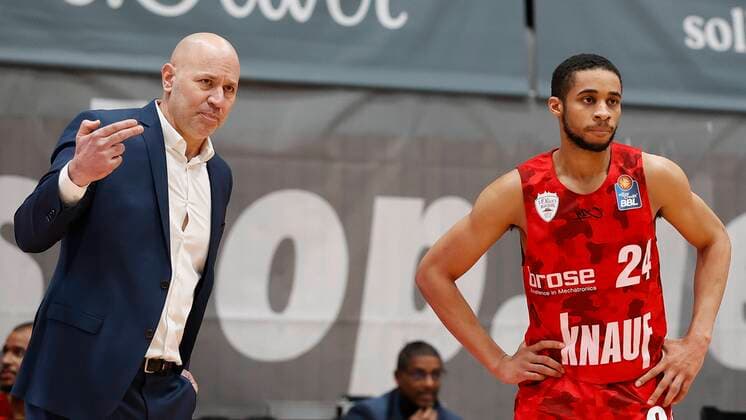 s Oliver Wuerzburg vs HAKRO Merlins Crailsheim, Basketball, BBL Germany, Wuerzburg, s Oliver Arena, 03 01 2021, emspor, emonline, despor, deonline, s Oliver Wuerzburg vs HAKRO Merlins Crailsheim, Basketball, BBL Picture f li Headcoach Denis Wucherer s Oliver Wuerzburg and Cameron Hunt s Oliver Wuerzburg Photo HMB Media Heiko Becker Pool Wuerzburg s Oliver Arena Bayern Germany Poolfoto HMB Media Heiko Becker Pool ,EDITORIAL USE ONLY