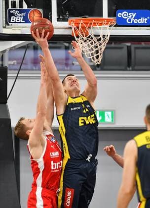 BAMBERG 03 01 2021 Basketball easycredit 1 Basketball Bundesliga 10 matchday Brose Bamberg vs EWE Baskets Oldenburg Rasid Mahalbasic 24, EWE Baskets Oldenburg vs Christian Sengfelder 43, Brose Bamberg photo Hans Martin Issler isslerimages Brose Bamberg vs EWE Baskets Oldenburg