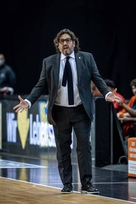 Basketball Berlin 03 01 2021 season 2020 2021 easyCredit BBL 1 Bundesliga Alba Berlin vs FC Bayern München Andrea Trinchieri München, coach.