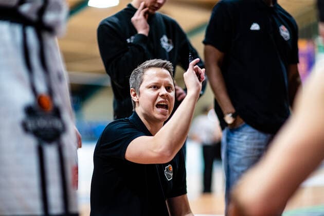 Coach Sebastian Ludwig BSW Sixers during the 2020 21 mens season in the Barmer Bundesliga ProB between BSW Sixers and Rheinstars Köln at Ballsporthalle Sandersdorf on 3 January 2021 in Sandersdorf, Saxony Anhalt, Germany