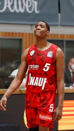 s Oliver Wuerzburg vs HAKRO Merlins Crailsheim, Basketball, BBL Germany, Wuerzburg, s Oliver Arena, 03 01 2021, emspor, emonline, despor, deonline, s Oliver Wuerzburg vs HAKRO Merlins Crailsheim, Basketball, BBL picture v li disappointment at Justin Sears s Oliver Wuerzburg Photo HMB Media Heiko Becker Pool Wuerzburg s Oliver Arena Bayern Germany Poolfoto HMB Media Heiko Becker Pool ,EDITORIAL USE ONLY