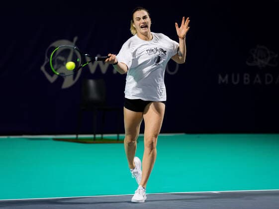 January 4, 2021, Abu Dhabi, UNITED ARAB EMIRATES: Aryna Sabalenka of Belarus during practice ahead of the 2021 Abu Dhabi WTA, Tennis Damen Womens Tennis Open WTA 500 tournament. Abu Dhabi UNITED ARAB EMIRATES - ZUMAa181 20210104_zaa_a181_161 Copyright: xRobxPrangex