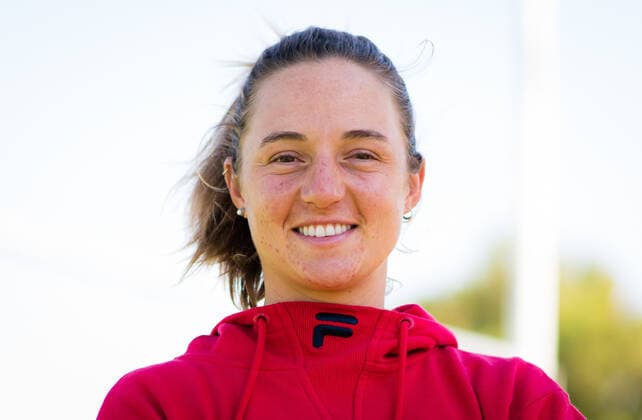 January 5, 2021, Abu Dhabi, UNITED ARAB EMIRATES: Nadia Podoroska of Argentina talks to the media ahead of the 2021 Abu Dhabi WTA, Tennis Damen Womens Tennis Open WTA 500 tournament. Abu Dhabi UNITED ARAB EMIRATES - ZUMAa181 20210105_zaa_a181_014 Copyright: xRobxPrangex