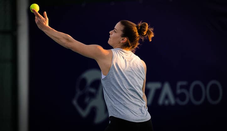 January 5, 2021, Abu Dhabi, UNITED ARAB EMIRATES: Maria Sakkari of Greece during practice ahead of the 2021 Abu Dhabi WTA, Tennis Damen Womens Tennis Open WTA 500 tournament. Abu Dhabi UNITED ARAB EMIRATES - ZUMAa181 20210105_zaa_a181_124 Copyright: xRobxPrangex