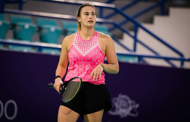 January 5, 2021, Abu Dhabi, UNITED ARAB EMIRATES: Aryna Sabalenka of Belarus during practice ahead of the 2021 Abu Dhabi WTA, Tennis Damen Womens Tennis Open WTA 500 tournament. Abu Dhabi UNITED ARAB EMIRATES - ZUMAa181 20210105_zaa_a181_144 Copyright: xRobxPrangex
