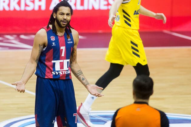 05 01 2021, xfrx, Basketball EuroLeague, Alba Berlin BASKONIA VITORIA emspor, v l Pierria Henry Baskonia Vitoria DFL DFB REGULATES PROHIBIT ANY USE OF PHOTOGRAPHS as IMAGE SEQUENCES and or QUASI VIDEO Berlin