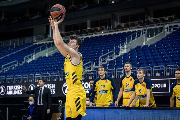 Basketball Berlin 05 01 2021 Season 2020 2021 Euroleague Regular Season Alba Berlin vs TD Systems Baskonia Vitoria Gasteiz Jonas Mattisseck Alba Berlin, No 09