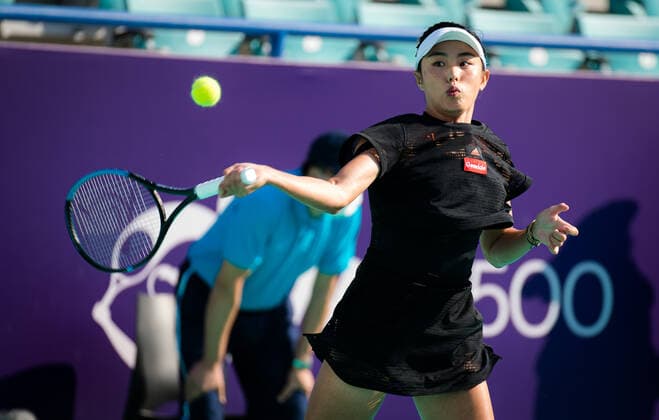 January 6, 2021, Abu Dhabi, UNITED ARAB EMIRATES: Qiang Wang of China in action during the first round of the 2021 Abu Dhabi WTA, Tennis Damen Womens Tennis Open WTA 500 tournament Daria Kasatkina of Russia Abu Dhabi UNITED ARAB EMIRATES - ZUMAa181 20210106_zaa_a181_008 Copyright: xRobxPrangex