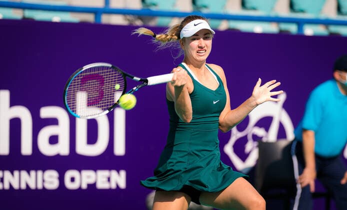 January 6, 2021, Abu Dhabi, UNITED ARAB EMIRATES: Anastasia Potapova of Russia in action during the first round of the 2021 Abu Dhabi WTA, Tennis Damen Womens Tennis Open WTA 500 tournament against Maria Sakkari of Greece Abu Dhabi UNITED ARAB EMIRATES - ZUMAa181 20210106_zaa_a181_058 Copyright: xRobxPrangex