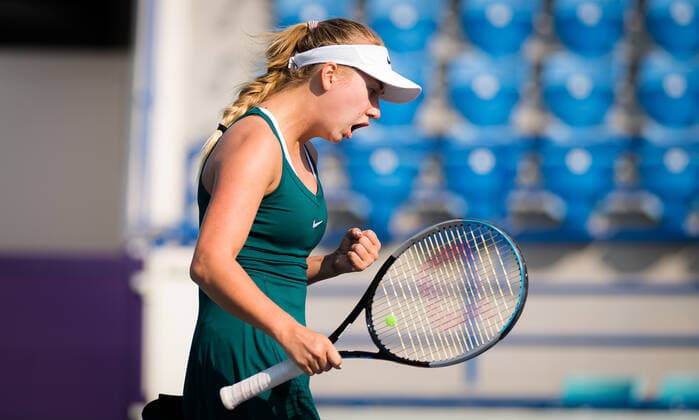January 6, 2021, Abu Dhabi, UNITED ARAB EMIRATES: Anastasia Potapova of Russia in action during the first round of the 2021 Abu Dhabi WTA, Tennis Damen Womens Tennis Open WTA 500 tournament against Maria Sakkari of Greece Abu Dhabi UNITED ARAB EMIRATES - ZUMAa181 20210106_zaa_a181_063 Copyright: xRobxPrangex