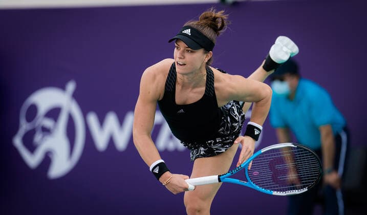 January 6, 2021, Abu Dhabi, UNITED ARAB EMIRATES: Maria Sakkari of Greece in action during the first round of the 2021 Abu Dhabi WTA, Tennis Damen Womens Tennis Open WTA 500 tournament against Anastasia Potapova of Russia Abu Dhabi UNITED ARAB EMIRATES - ZUMAa181 20210106_zaa_a181_077 Copyright: xRobxPrangex