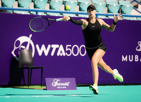 January 7, 2021, Abu Dhabi, UNITED ARAB EMIRATES: Polona Hercog of Slovenia in action during the first round at the 2021 Abu Dhabi WTA, Tennis Damen Womens Tennis Open WTA 500 tournament against Aryna Sabalenka of Belarus Abu Dhabi UNITED ARAB EMIRATES - ZUMAa181 20210107_zaa_a181_046 Copyright: xRobxPrangex