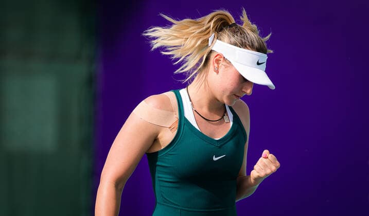 January 7, 2021, Abu Dhabi, UNITED ARAB EMIRATES: Marta Kostyuk of Ukraine in action during the first round at the 2021 Abu Dhabi WTA, Tennis Damen Womens Tennis Open WTA 500 tournament against Lucie Hradecka of the Czech Republic Abu Dhabi UNITED ARAB EMIRATES - ZUMAa181 20210107_zaa_a181_094 Copyright: xRobxPrangex