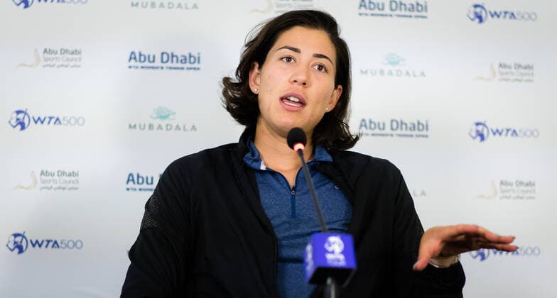 January 7, 2021, Abu Dhabi, UNITED ARAB EMIRATES: Garbine Muguruza of Spain talks to the media after her her first-round match at the 2021 Abu Dhabi WTA, Tennis Damen Womens Tennis Open WTA 500 tournament. Abu Dhabi UNITED ARAB EMIRATES - ZUMAa181 20210107_zaa_a181_167 Copyright: xRobxPrangex