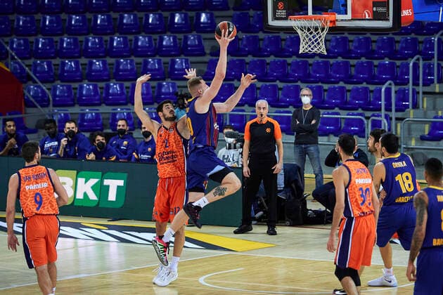January 7, 2021, Barcelona, Spain: Rolands Smits of FC Barcelona, Barca during the Turkish Airlines EuroLeague match between FC Barcelona and Valencia Basket at Palau Blaugrana in Barcelona, Spain. Barcelona Spain - ZUMAd159 20210107_zia_d159_070 Copyright: xGerardxFrancox