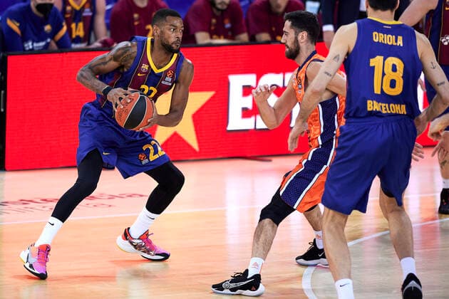 January 7, 2021, Barcelona, Spain: Cory Higgins of FC Barcelona, Barca during the Turkish Airlines EuroLeague match between FC Barcelona and Valencia Basket at Palau Blaugrana in Barcelona, Spain. Barcelona Spain - ZUMAd159 20210107_zia_d159_085 Copyright: xGerardxFrancox