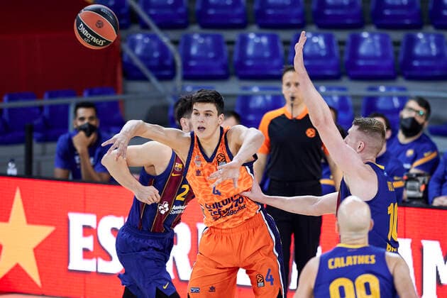 January 7, 2021, Barcelona, Spain: Jaime Pradilla of Valencia Basket during the Turkish Airlines EuroLeague match between FC Barcelona, Barca and Valencia Basket at Palau Blaugrana in Barcelona, Spain. Barcelona Spain - ZUMAd159 20210107_zia_d159_128 Copyright: xGerardxFrancox