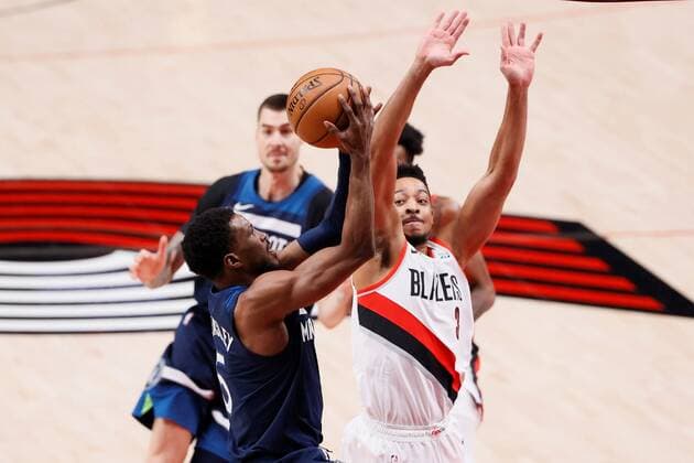 Minnesota Timberwolves shooting guard Malik Beasley (5) drives to the basket while guarded by Portland Trail Blazers shooting guard CJ McCollum (3) during an NBA, Basketball Herren, USA game, between the Timberwolves and the Trail Blazers, at the Moda Center in Portland, Oregon, US, 07 January 2021. Timberwolves vs Portland Trail Blazers !ACHTUNG: NUR REDAKTIONELLE NUTZUNG!  Copyright: xSOOBUMxIMx AME8336 20210108-637456771338267929