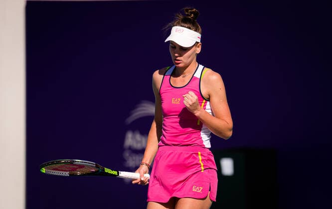 January 8, 2021, Abu Dhabi, UNITED ARAB EMIRATES: Veronika Kudermetova of Russia in action during her second-round match at the 2021 Abu Dhabi WTA, Tennis Damen Womens Tennis Open WTA 500 tournament against Bianca Turati of Italy Abu Dhabi UNITED ARAB EMIRATES - ZUMAa181 20210108_zaa_a181_026 Copyright: xRobxPrangex