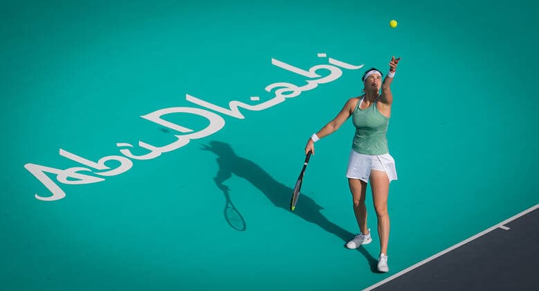 January 8, 2021, Abu Dhabi, UNITED ARAB EMIRATES: Aryna Sabalenka of Belarus in action during the second round at the 2021 Abu Dhabi WTA, Tennis Damen Womens Tennis Open WTA 500 tournament against Ajla Tomljanovic of Australia Abu Dhabi UNITED ARAB EMIRATES - ZUMAa181 20210108_zaa_a181_113 Copyright: xRobxPrangex
