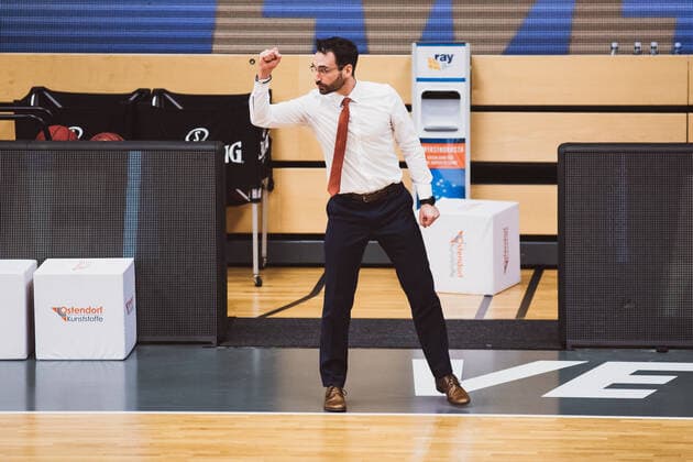 easyCredit BBL 12 Matchday RASTA Vechta vs Brose Bamberg, 08 01 2021 Thomas Paech RASTA Vechta, Head Coach easyCredit BBL 12 Matchday RASTA Vechta vs Brose Bamberg on 08 01 2021 in Vechta RASTA Dome , Germany, Copyright: xBEAUTIFULxSPORTS Neddermannx