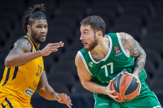 2021-01-08 Kaunas Lithuania. Basketball team Zalgiris Kaunas plays vs Khimki Moscow region Euroleague game at Zalgiris arena in Kaunas on Friday 8 of January 2021. JOFFREU LAUVERGNE, DEVIN BOOKER. Kaunas Lithuania  Copyright: xKarolisxKavolelisx Euroleague basketball