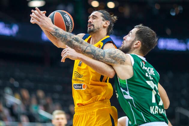 2021-01-08 Kaunas Lithuania. Basketball team Zalgiris Kaunas plays vs Khimki Moscow region Euroleague game at Zalgiris arena in Kaunas on Friday 8 of January 2021. ALEXEY SHVED, JOFFREY LAUVERGNE. Kaunas Lithuania  Copyright: xKarolisxKavolelisx Euroleague basketball