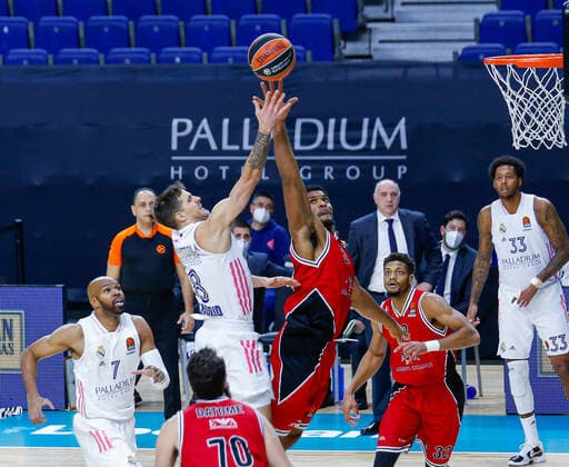 MATCH Day 18 Mens Euroleague Madrid Real Madrid vs Olimpia Milano Nicolas Laprovittola Kyle Hines Madrid Madrid Spain Basketball  Copyright: xAlbaxPachecox