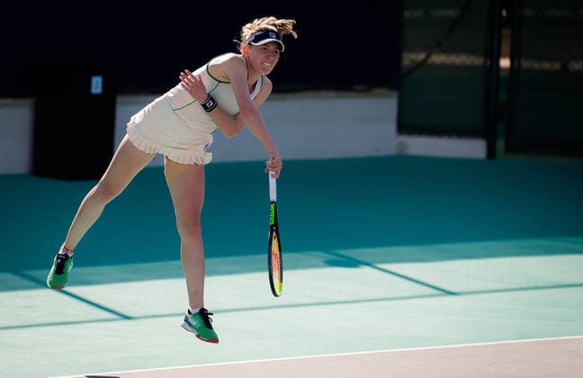 January 9, 2021, Abu Dhabi, UNITED ARAB EMIRATES: Ekaterina Alexandrova of Russia in action during her second round match at the 2021 Abu Dhabi WTA, Tennis Damen Womens Tennis Open WTA 500 tournament against Heather Watson of Great Britain Abu Dhabi UNITED ARAB EMIRATES - ZUMAa181 20210109_zaa_a181_146 Copyright: xRobxPrangex