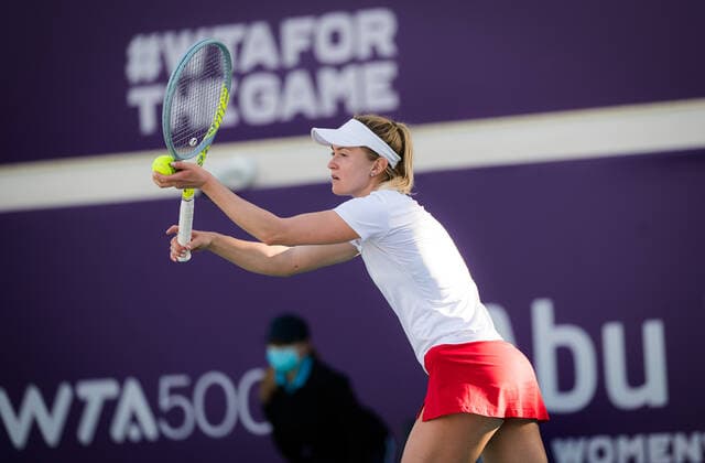 January 9, 2021, Abu Dhabi, UNITED ARAB EMIRATES: Aliaksandra Sasnovich of Belarus in action during her second round match at the 2021 Abu Dhabi WTA, Tennis Damen Womens Tennis Open WTA 500 tournament against Garbine Muguruza of Spain Abu Dhabi UNITED ARAB EMIRATES - ZUMAa181 20210109_zaa_a181_162 Copyright: xRobxPrangex