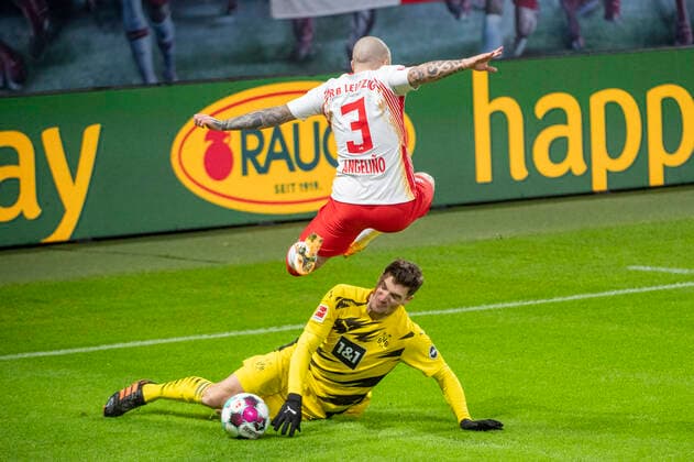 Angelino (RB Leipzig, 03), Thomas Meunier (Borussia Dortmund 24) GER, RB Leipzig vs. Borussia Dortmund, 1. Bundesliga, Saison 20 21,15. Spieltag, 09.01.2021 DFB DFL regulations prohibit any use of photographs as image sequences and or quasi-video., GER, RB Leipzig vs. Borussia Dortmund, 1. Bundesliga, Saison 20 21,15. Spieltag, 09.01.2021 Leipzig *** Angelino RB Leipzig, 03 , Thomas Meunier Borussia Dortmund 24 GER, RB Leipzig vs Borussia Dortmund, 1 Bundesliga, Saison 20 21,15 Spieltag, 09 01 2021 DFB DFL regulations prohibit any use of photographs as image sequences and or quasi video , GER, RB Leipzig vs Borussia Dortmund, 1 Bundesliga, Saison 20 21,15 Spieltag, 09 01 2021 Leipzig Copyright: xEIBNER BenjaminxSoelzerx EP_EER