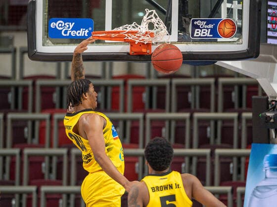 Desi Rodiguez MHP Riesen Ludwigsburg, 20 , Barry Brown jr MHP Riesen Ludwigsburg, 05 , MHP Riesen Ludwigsburg vs Ratiopharm Ulm, Basketball, Bundesliga, 12 Spieltag, Spielzeit 20 21, 09 01 2021, MHP Riesen Ludwigsburg vs Ratiopharm Ulm, Basketball, Bundesliga, 12 Spieltag, Spielzeit 20 21, 09 01 2021 Ludwigsburg Copyright: xEibner-Pressefoto SaschaxWaltherx EP_swa