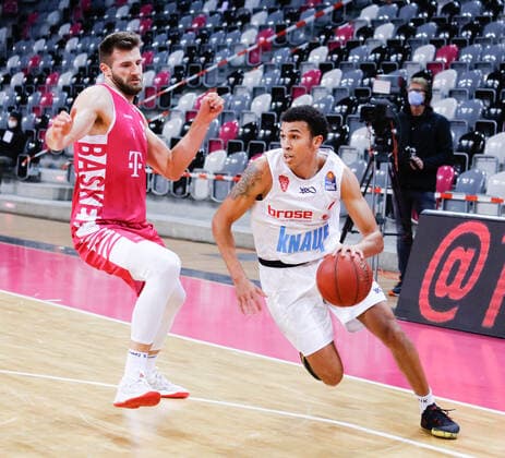 Tyson Ward s Oliver Würzburg, 03 Telekom Baskets Bonn vs s Oliver Wuerzburg, Men, Basketball, 1 Bundesliga, 12 Matchday, 2020 2021, 09 01 2021 Telekom Baskets Bonn vs s Oliver Wuerzburg, Men, Basketball, 1 Bundesliga, 12 Matchday, 2020 2021, 09 01 2021 Bonn Copyright: xJulianxMeusel Eibner-Pressefotox EP_JML