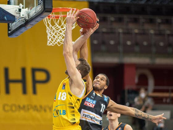 Jonas Wahlfarth Bottermann MHP Riesen Ludwigsburg, 18 , Isaiah Wilkins Ratiopharm Ulm 11 , MHP Riesen Ludwigsburg vs Ratiopharm Ulm, Basketball, Bundesliga, 12 Spieltag, Spielzeit 20 21, 09 01 2021, MHP Riesen Ludwigsburg vs Ratiopharm Ulm, Basketball, Bundesliga, 12 Spieltag, Spielzeit 20 21, 09 01 2021 Ludwigsburg Copyright: xEibner-Pressefoto SaschaxWaltherx EP_swa