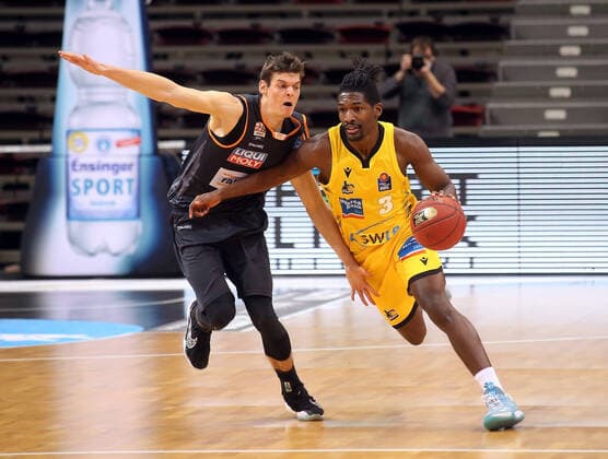 V li Chriszoph Philipps Ulm , Jaleen Smith Riesen MHP Riesen Ludwigsburg vs ratiopharm Ulm Basketball Bundesliga 2020 2021 Ludwigsburg , GER, 09 01 2021,
