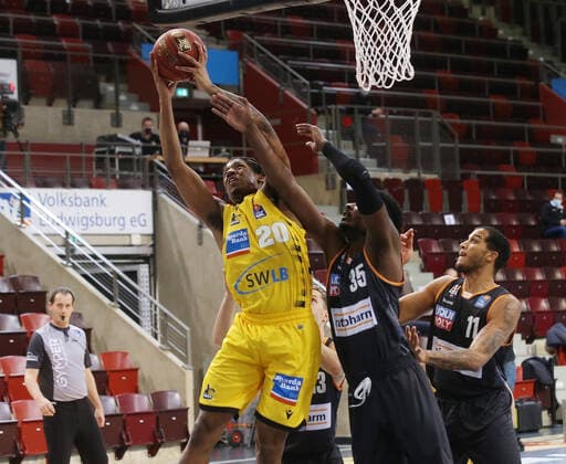 V li Desi Rodriguez Riesen , Aric Holman Ulm MHP Riesen Ludwigsburg vs ratiopharm Ulm Basketball Bundesliga 2020 2021 Ludwigsburg , GER, 09 01 2021,